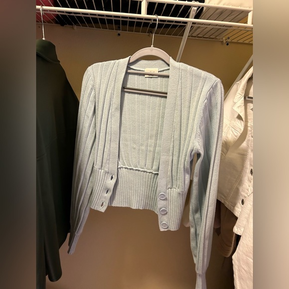 ❌SOLD ❌ Aritzia Wilfred Free Cardigan in XS - light blue - Picture 3 of 4